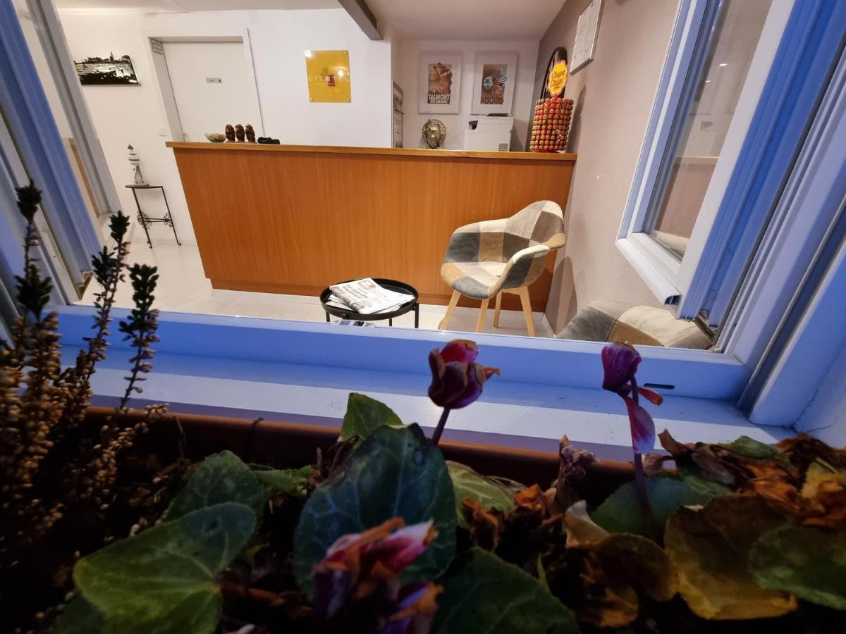 Cit'Hotel Les Atlantes Медис Экстерьер фото