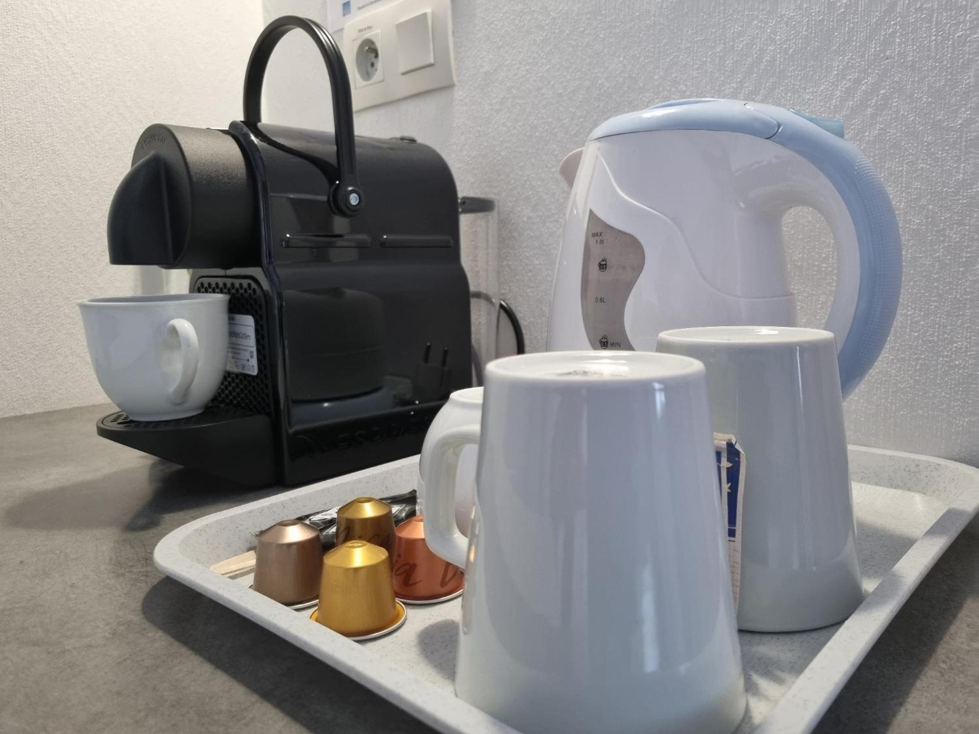 Cit'Hotel Les Atlantes Медис Экстерьер фото